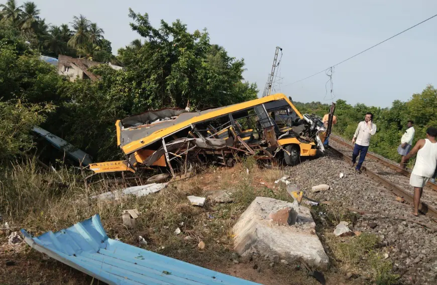 News Roundup: India’s Edgbaston Glory, Modi in Brazil, Train Tragedy & OnePlus Launch