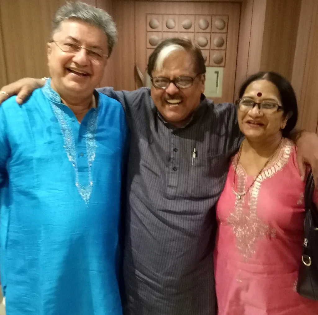 Vekaria couple with Shobhit Desai