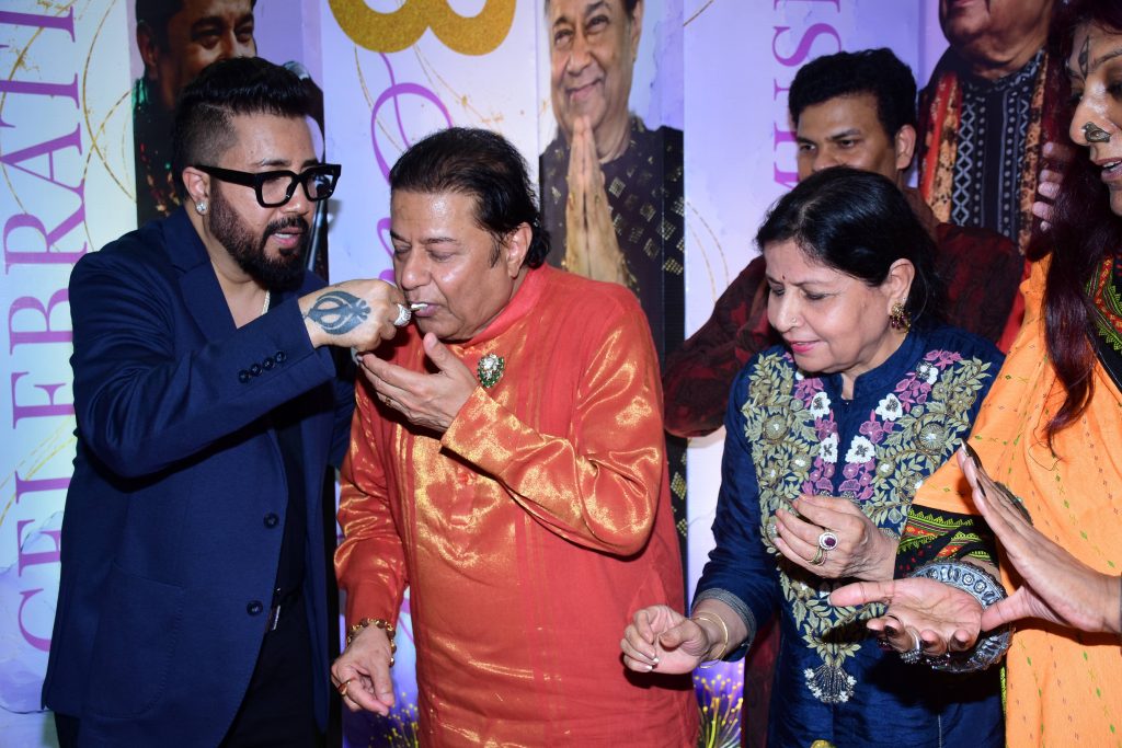 Music Legends Turn Anup Jalota’s Birthday into a Soulful Mehfil