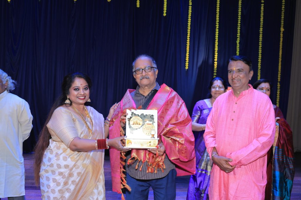 Gurupurnima Salangai Pooja ceremony at Saraswathy Kala Kendra with young classical dancers and their guru