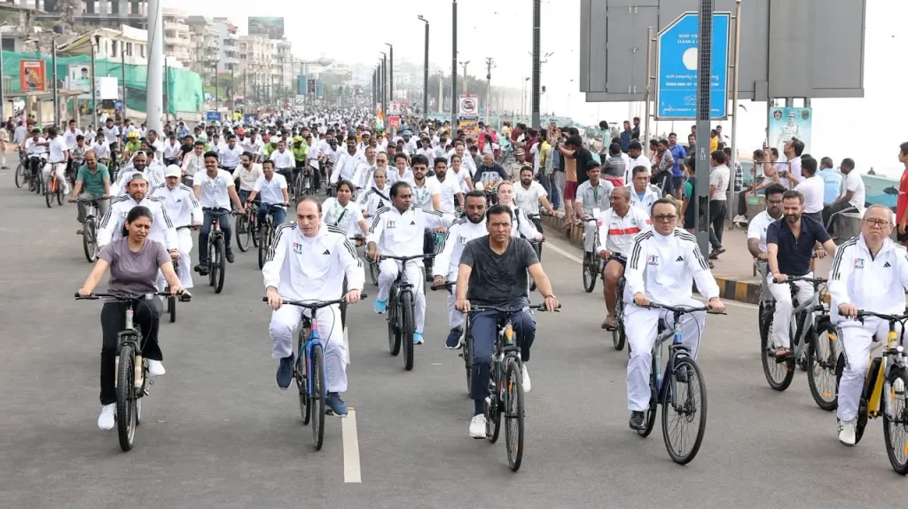 Mansukh Mandaviya, Raksha Khadse Lead BRICS Friendship Cycling Event in Visakhapatnam Mansukh Mandaviya and Raksha Khadse lead BRICS Friendship Cycling Event in Visakhapatnam