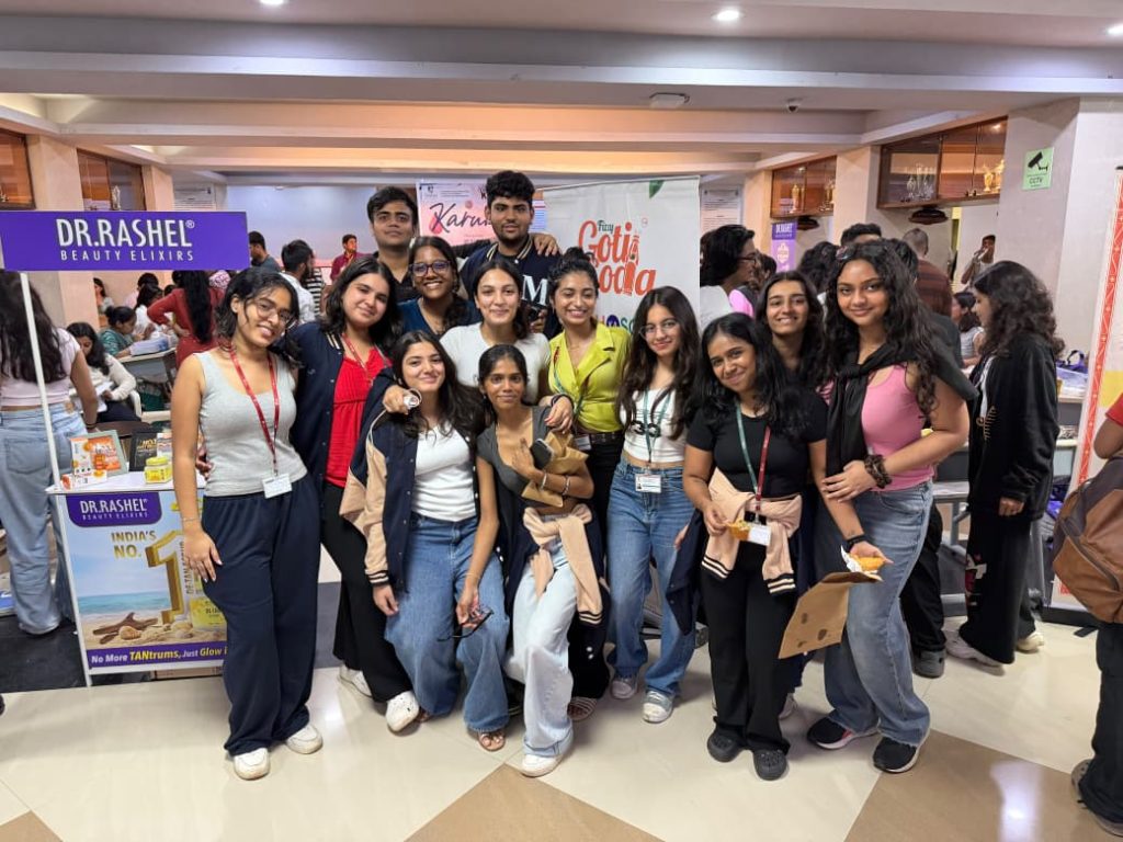 Students, faculty and staff participate in the KARUNA blood donation drive at NMIMS SPPSPTM