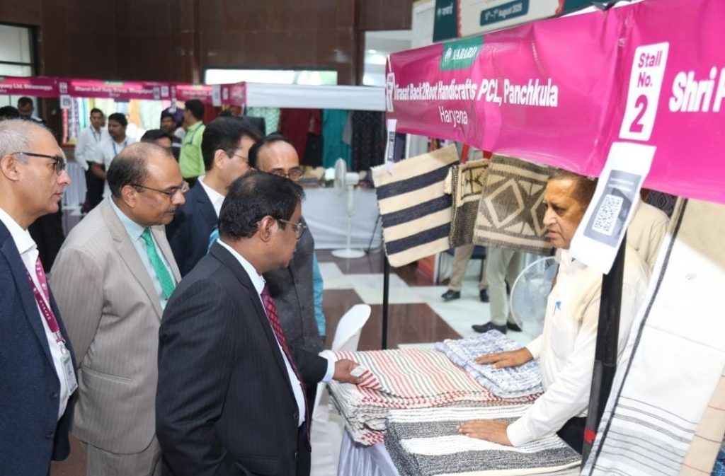 NABARD Brings India’s Rich Handloom Heritage to Mumbai